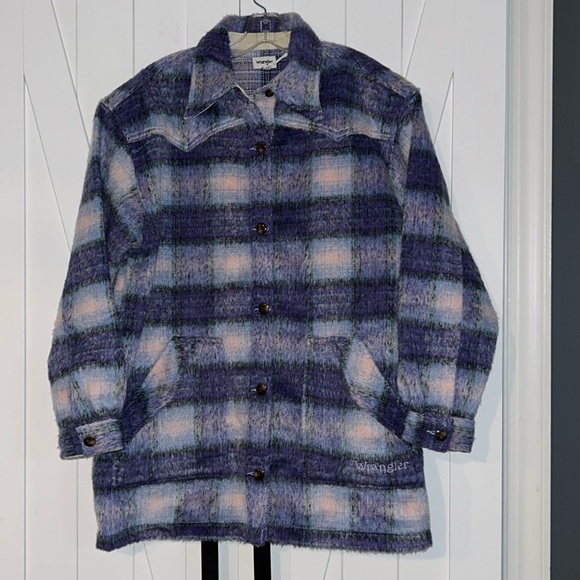 Wrangler x Urban Outfitters Oversized Western Jacket - Picture 6 of 9
